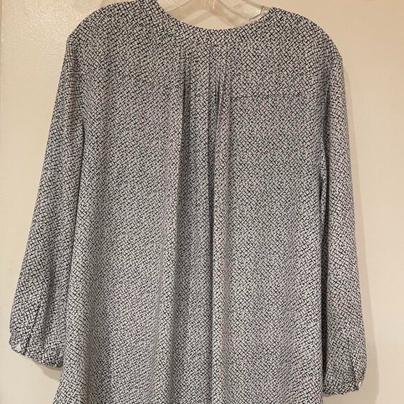 NYDJ BLOUSE NOT YOUR DAUGHTER'S JEANS - Picture 5 of 7